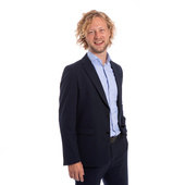 Thijs van Zutphen - LR - Zakelijk.jpg